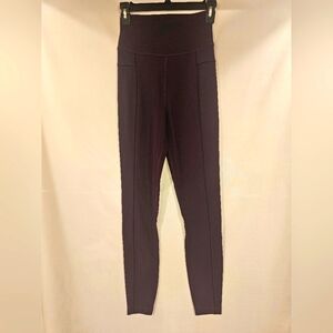 Lululemon Yoga pants/ Leggings. Eggplant plant color size 6.